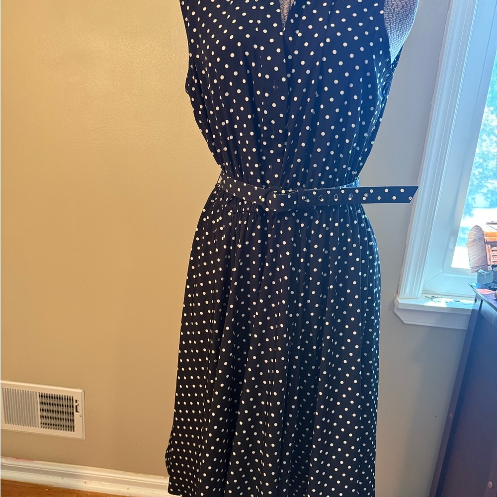 Alfani Black and White Polka Dot Sleeveless V-Neck Dress